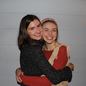 Meet your Posher, Claire